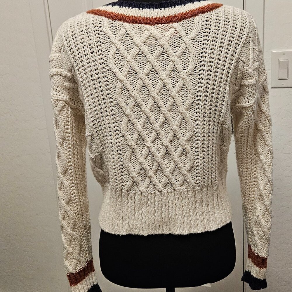 American Eagle Cable Knit Varsity V-Neck Sweater Cream and Copper Blue Accent XS - Picture 4 of 13